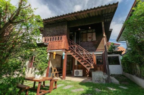 Nearthepark Villa Garden House